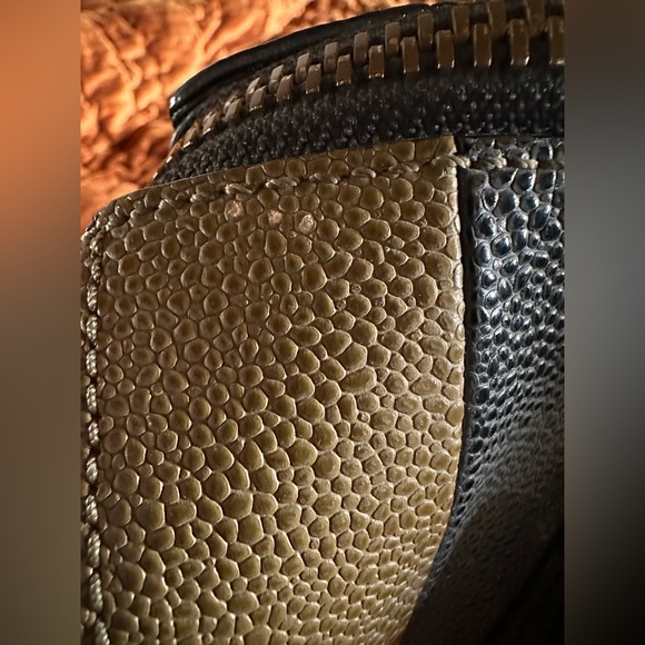 Henri Bendel Carlyle Bag- Army Green/Black Pebbled Leather and Gold Studs - Picture 6 of 9